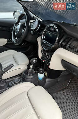 Хетчбек MINI Cooper 2018 в 