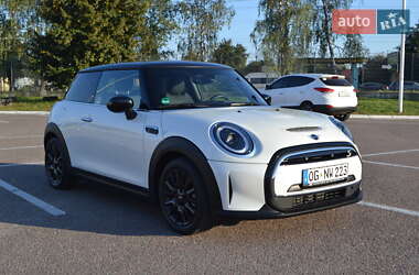 Хэтчбек MINI Cooper 2023 в 