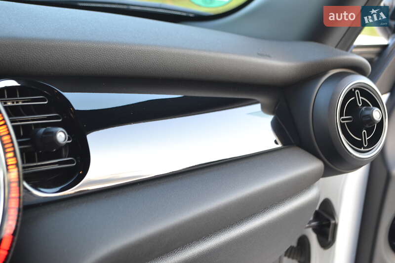 Хэтчбек MINI Cooper 2023 в Житомире фото 37 Хэтчбек MINI Cooper 2023 в Житомире