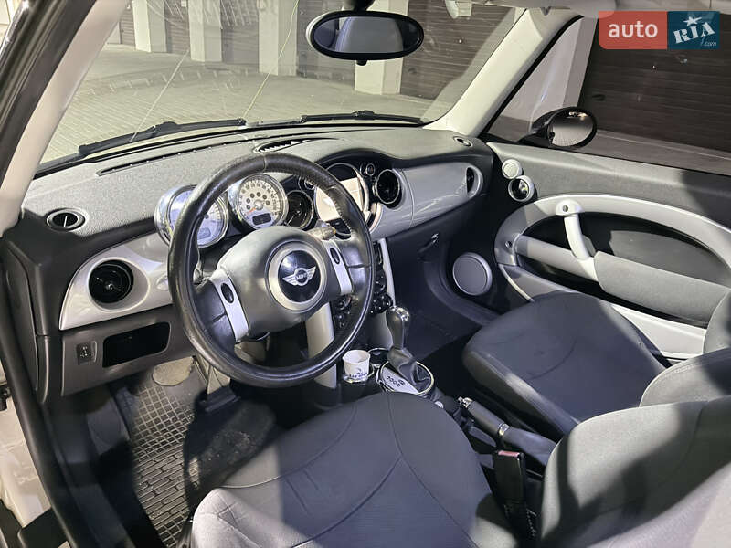 Хэтчбек MINI Cooper 2006 в Днепре