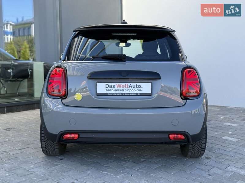 Хэтчбек MINI Cooper 2022 в Хмельницком