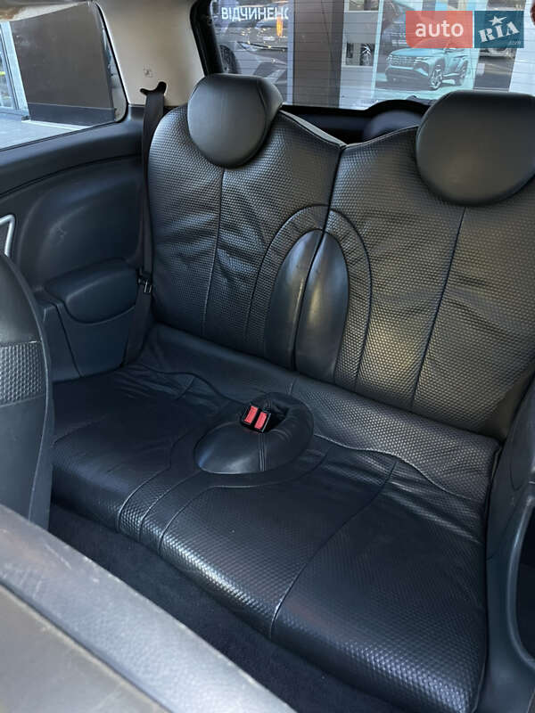 Хэтчбек MINI Cooper 2004 в Одессе
