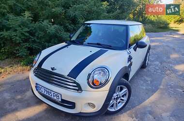 Хетчбек MINI Cooper 2011 в 