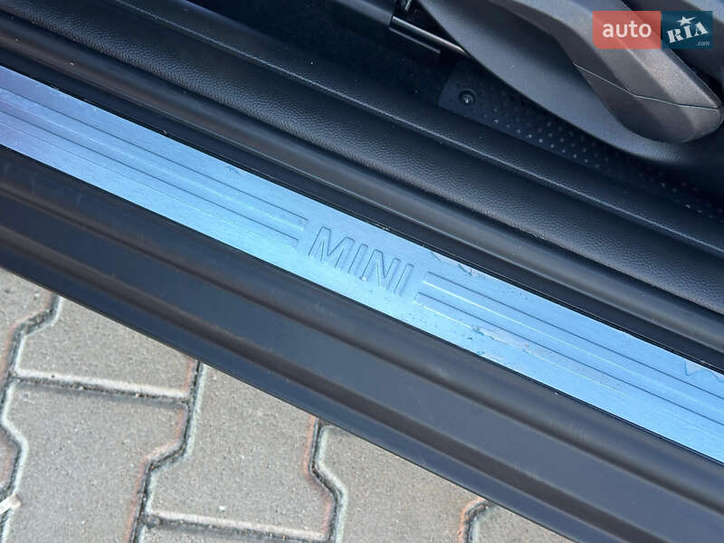 Хэтчбек MINI Cooper 2025 в Киеве