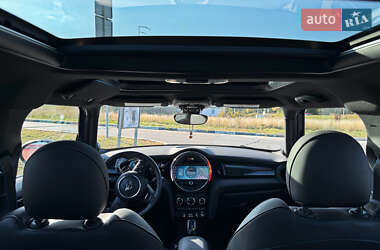 Хетчбек MINI Cooper 2020 в 