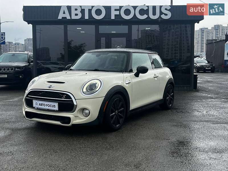 Хэтчбек MINI Cooper 2014 в Киеве