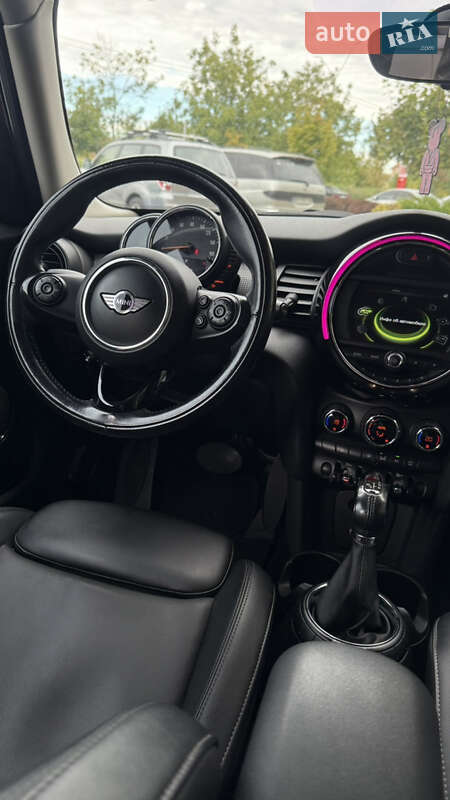 Хэтчбек MINI Cooper 2016 в Одессе