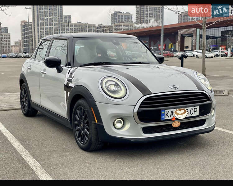Хэтчбек MINI Cooper 2020 в Ужгороде фото 2 Хэтчбек MINI Cooper 2020 в Ужгороде