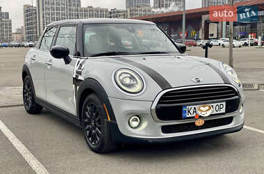 Хэтчбек MINI Cooper 2020 в 