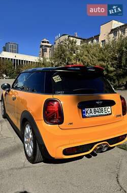 Хетчбек MINI Cooper 2014 в 