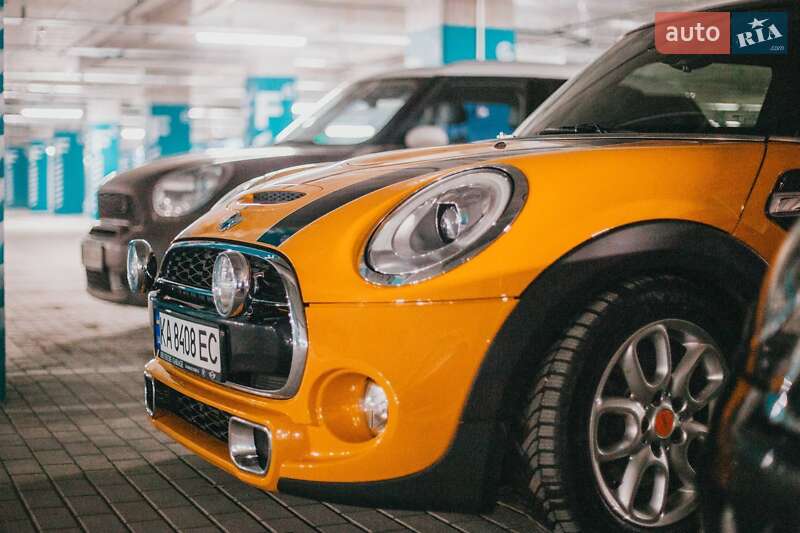 Хэтчбек MINI Cooper 2014 в Киеве