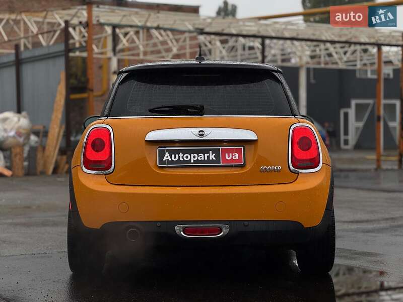 Хэтчбек MINI Cooper 2014 в Киеве