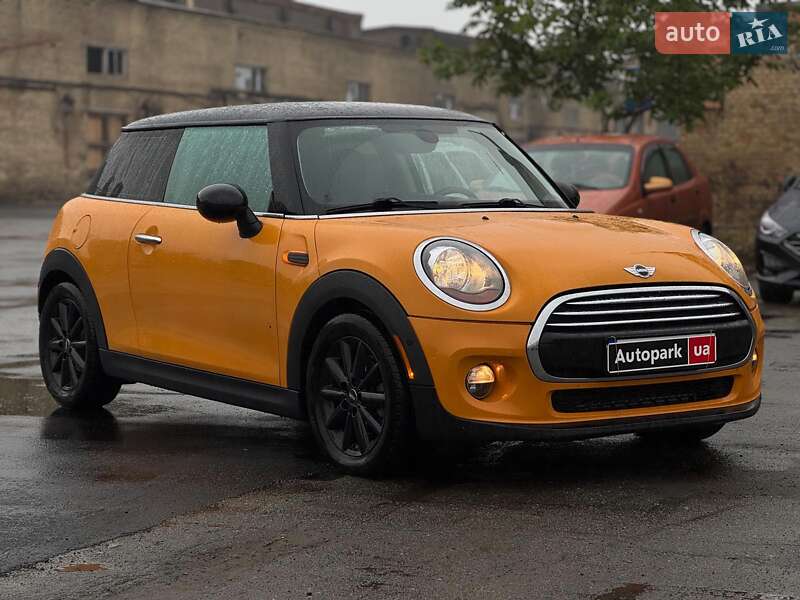 Хэтчбек MINI Cooper 2014 в Киеве