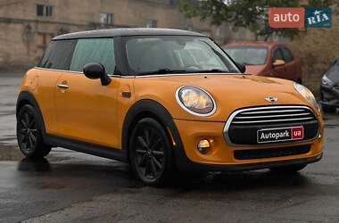 Хэтчбек MINI Cooper 2014 в 