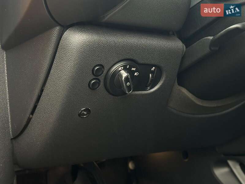 Хэтчбек MINI Cooper 2014 в Киеве