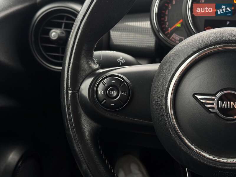 Хэтчбек MINI Cooper 2014 в Киеве