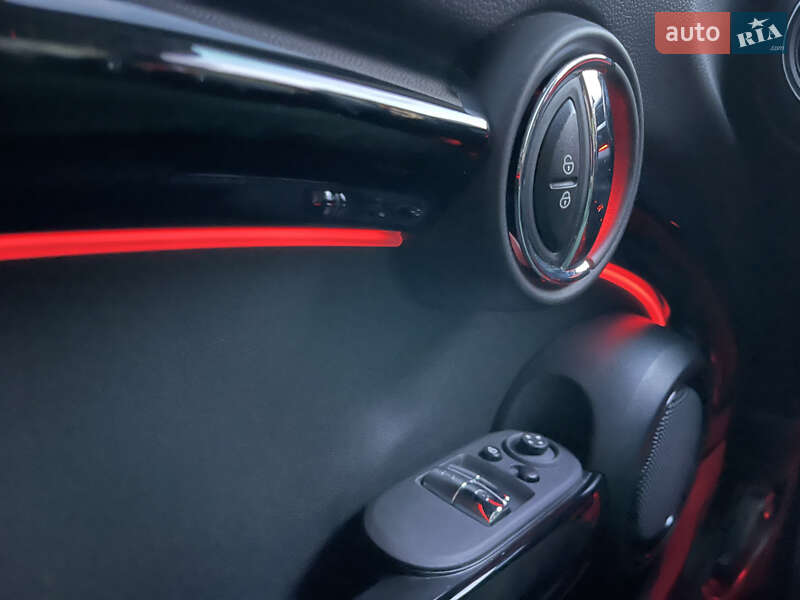 Хэтчбек MINI Cooper 2022 в Запорожье