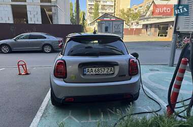 Хэтчбек MINI Cooper 2023 в 