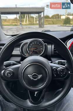 Хэтчбек MINI Cooper 2015 в 