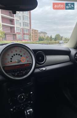 Хэтчбек MINI Cooper 2012 в 