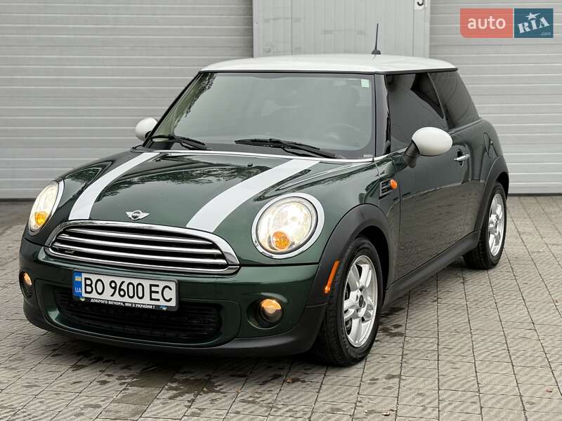 Хэтчбек MINI Cooper 2011 в Тернополе