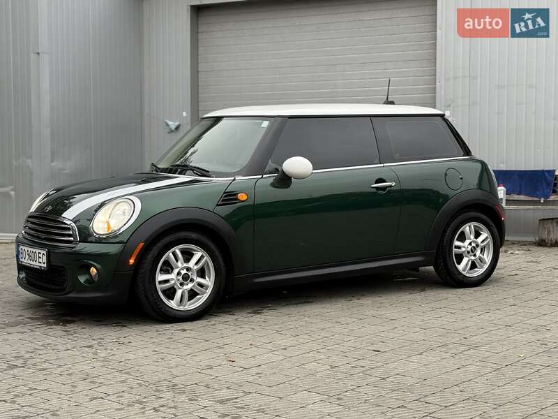 Хэтчбек MINI Cooper 2011 в Тернополе