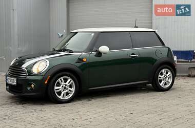 Хетчбек MINI Cooper 2011 в 