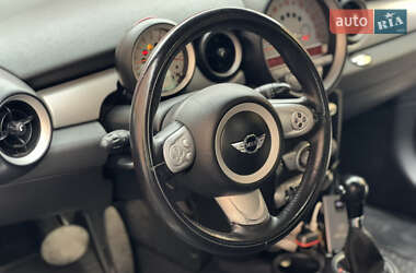Хетчбек MINI Cooper 2010 в 