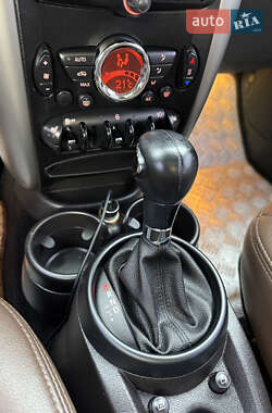 Хэтчбек MINI Cooper 2013 в 