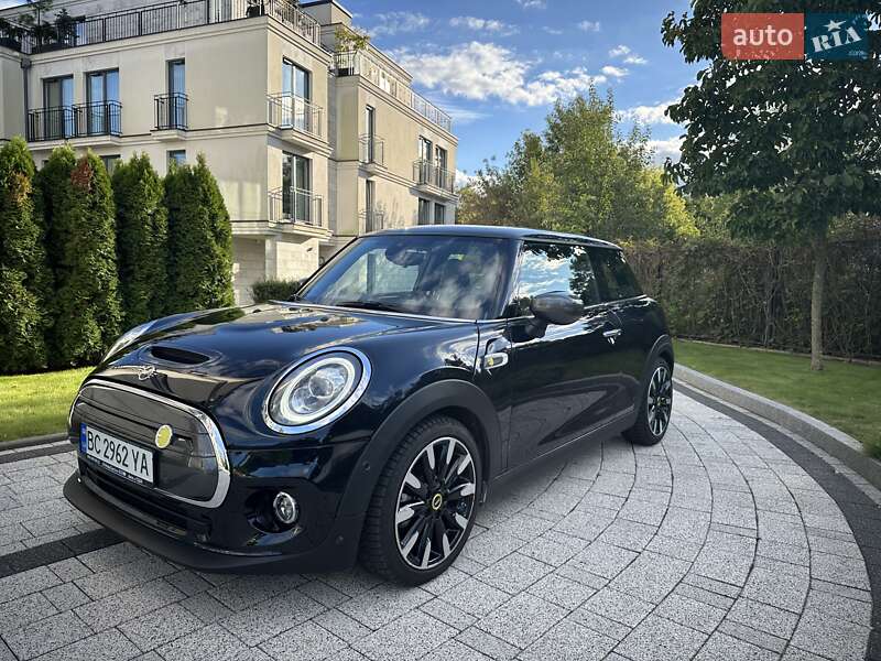 Хетчбек MINI Cooper 2020 в 