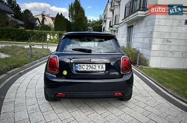 Хетчбек MINI Cooper 2020 в 