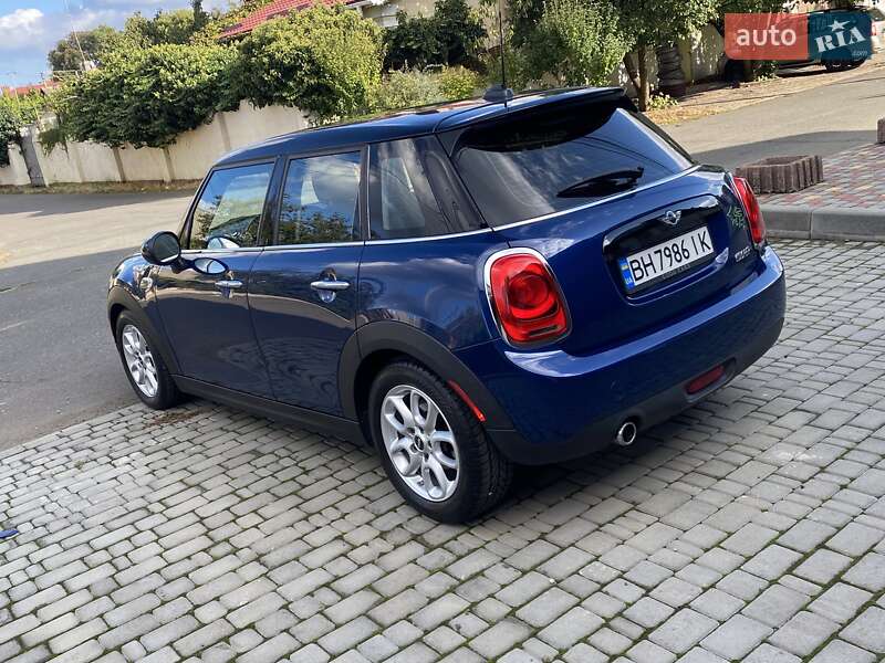 Хэтчбек MINI Cooper 2017 в Одессе