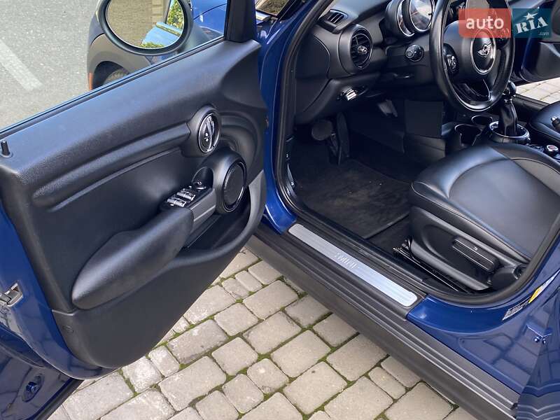 Хэтчбек MINI Cooper 2017 в Одессе