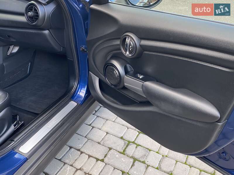 Хэтчбек MINI Cooper 2017 в Одессе