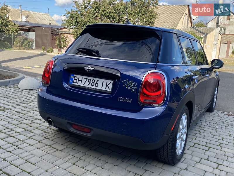 Хэтчбек MINI Cooper 2017 в Одессе
