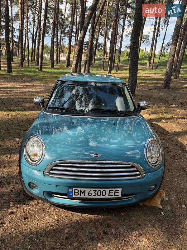 MINI Cooper 2010
