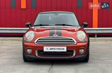 Хетчбек MINI Cooper 2011 в 