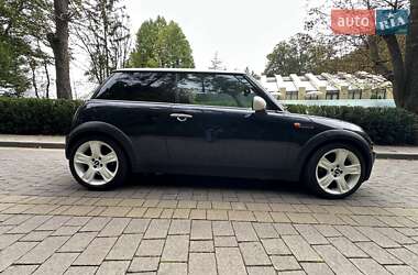 Хэтчбек MINI Cooper 2006 в 