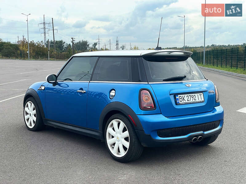 Хэтчбек MINI Cooper 2008 в Ровно