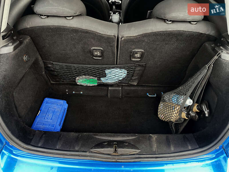 Хэтчбек MINI Cooper 2008 в Ровно