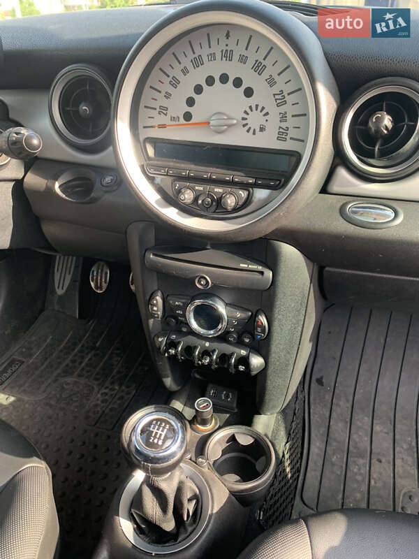 Хетчбек MINI Cooper 2012 в Києві фото 11 Хетчбек MINI Cooper 2012 в Києві