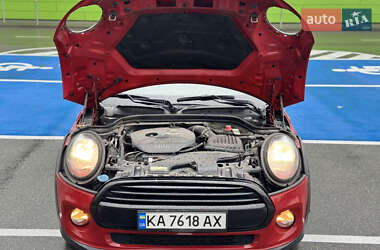 Хэтчбек MINI Cooper 2014 в 