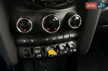 Хэтчбек MINI Cooper 2021 в 
