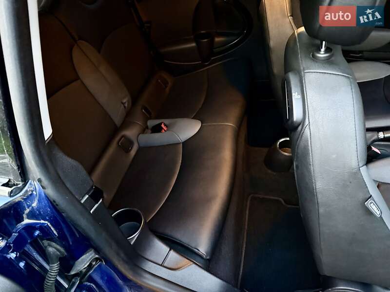 Хэтчбек MINI Cooper 2008 в Солотвине