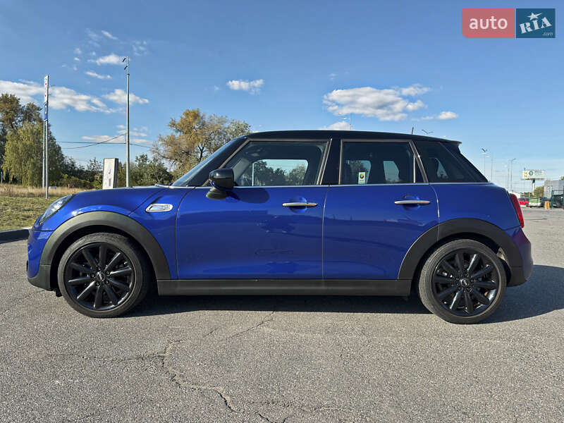 Хетчбек MINI Cooper 2020 в Києві
