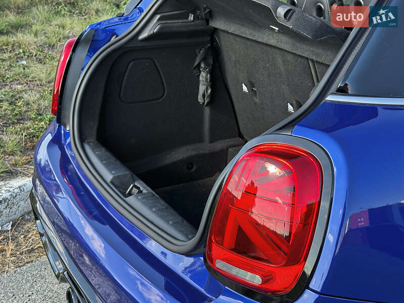 Хетчбек MINI Cooper 2020 в Києві
