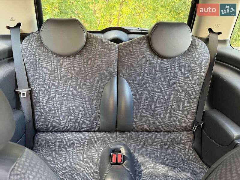 Хетчбек MINI Cooper 2002 в Броварах