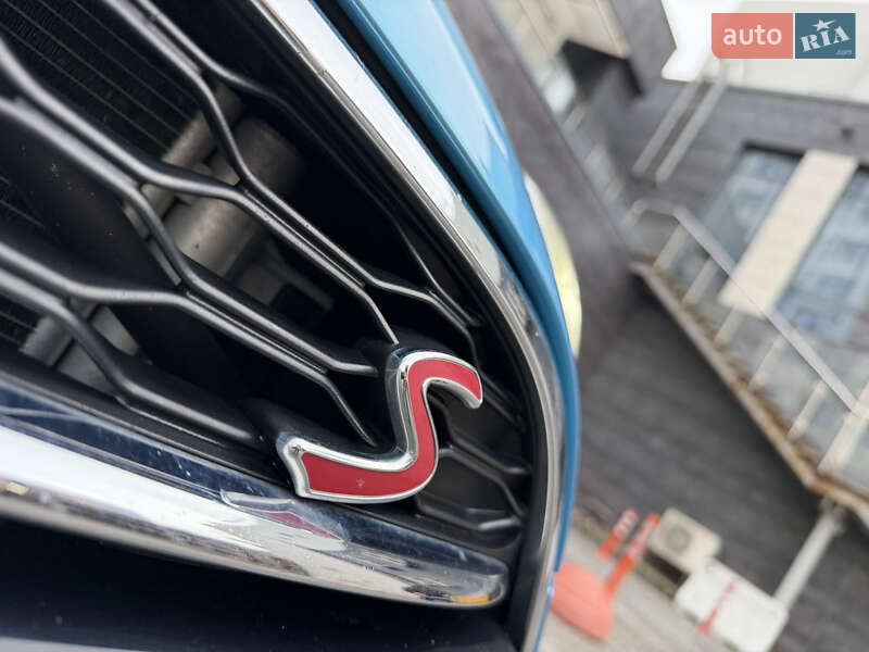 Хетчбек MINI Cooper 2017 в Києві