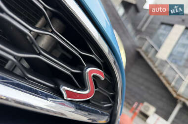 Хэтчбек MINI Cooper 2017 в 