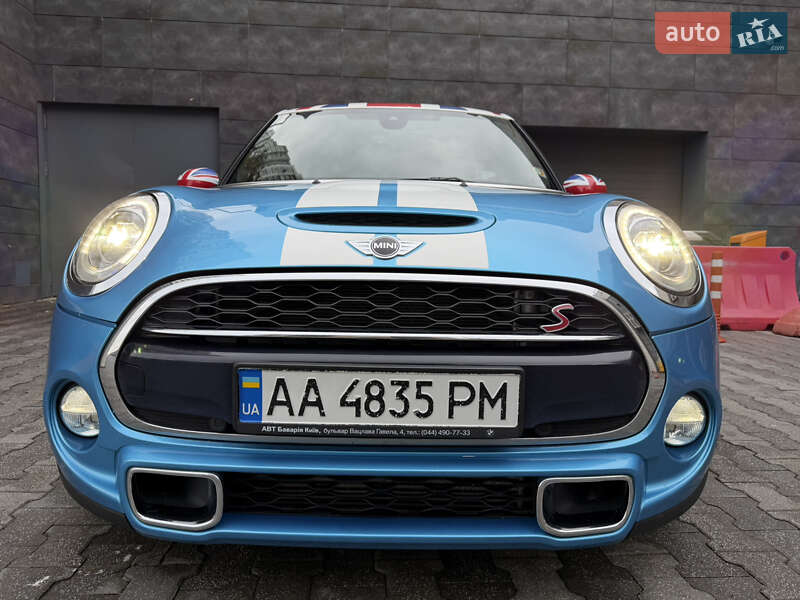 Хетчбек MINI Cooper 2017 в Києві